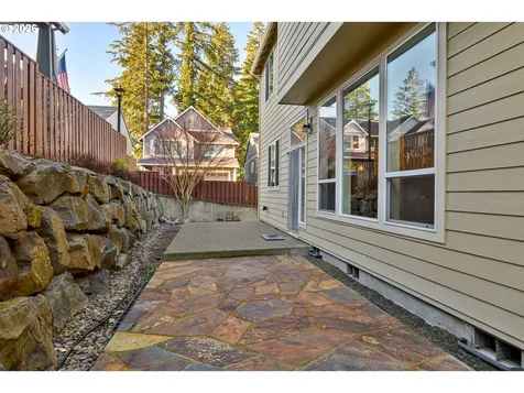 15432 NW Dominion Drive Portland OR 97229