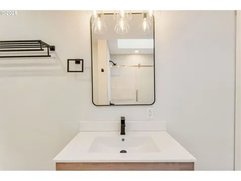 6050 Fernbrook Street Lake Oswego OR 97035