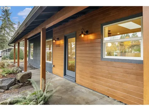 6050 Fernbrook Street Lake Oswego OR 97035