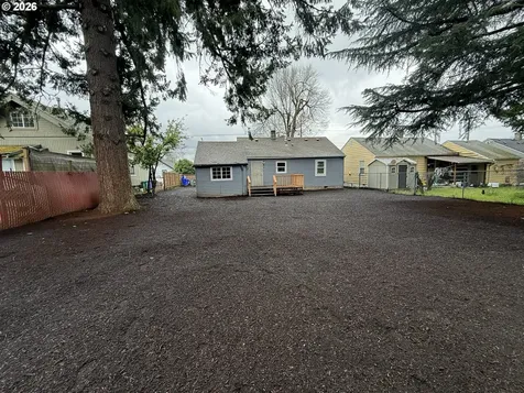 8241 SE Raymond Court Portland OR 97266