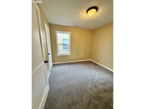 8241 SE Raymond Court Portland OR 97266