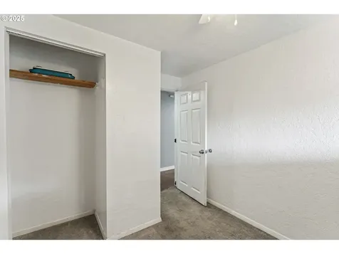 2234 Dakota Street Eugene OR 97402