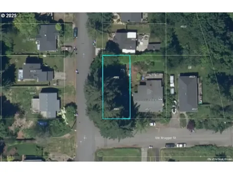 4827 SW Brugger Street Portland OR 97219