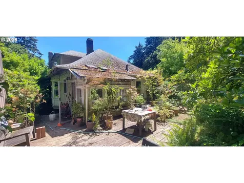 8640 NW Bailey Street Portland OR 97231