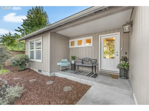 1338 Manzana Street Eugene OR 97404