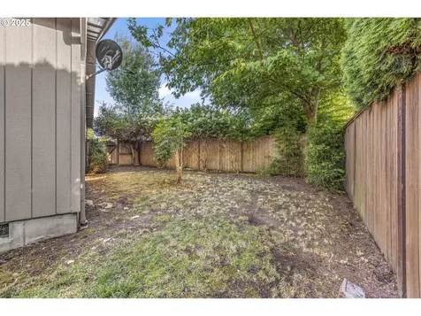 1338 Manzana Street Eugene OR 97404