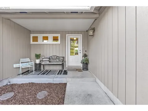 1338 Manzana Street Eugene OR 97404