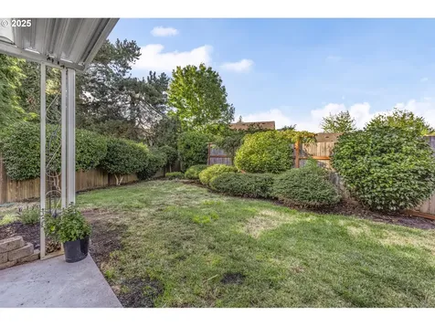 1338 Manzana Street Eugene OR 97404