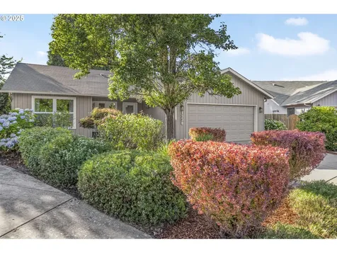1338 Manzana Street Eugene OR 97404