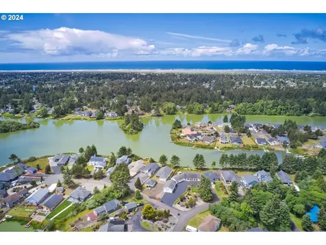 363 SE Eagle Nest Court Ocean Shores WA 98569