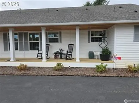 363 SE Eagle Nest Court Ocean Shores WA 98569