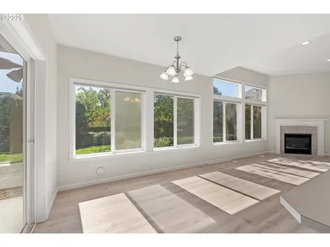 3322 Street Kitts Avenue Eugene OR 97408