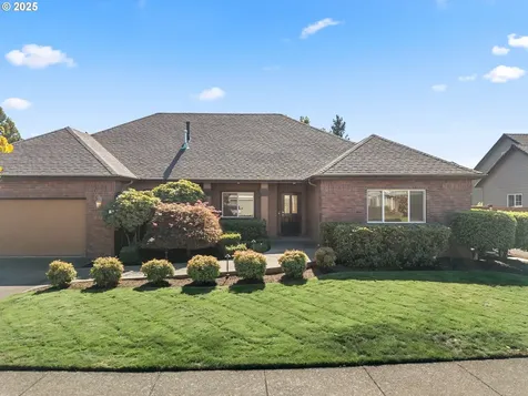 3322 Street Kitts Avenue Eugene OR 97408