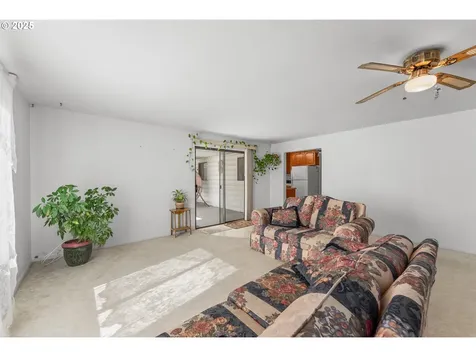 5121 Grange Road Roseburg OR 97471