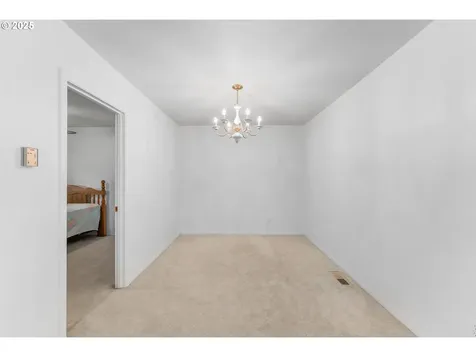 5121 Grange Road Roseburg OR 97471