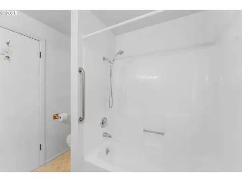 5121 Grange Road Roseburg OR 97471