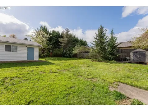 5121 Grange Road Roseburg OR 97471