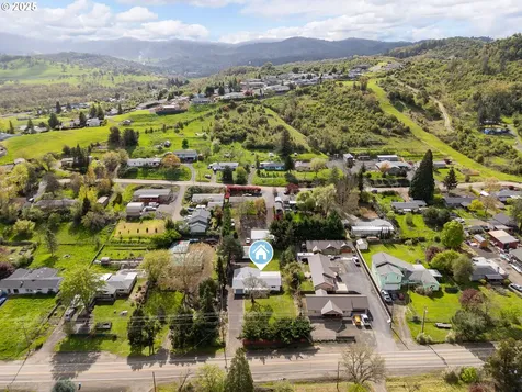 5121 Grange Road Roseburg OR 97471