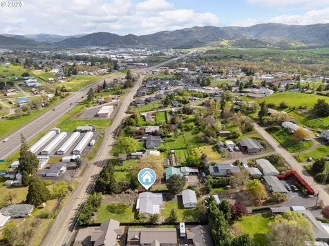 5121 Grange Road Roseburg OR 97471