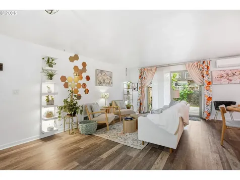 2379 SE 112th Avenue Portland OR 97216