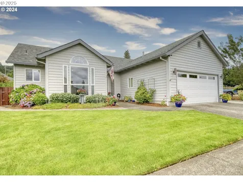 1335 2nd Street Columbia City OR 97018