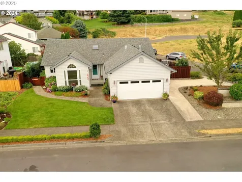 1335 2nd Street Columbia City OR 97018