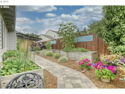1335 2nd Street Columbia City OR 97018