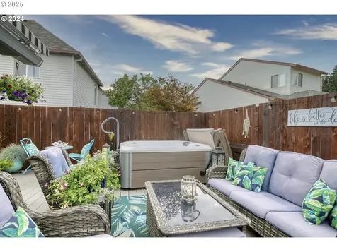 1335 2nd Street Columbia City OR 97018
