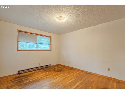 807 SE 105th Avenue Vancouver WA 98664