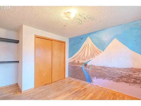 807 SE 105th Avenue Vancouver WA 98664