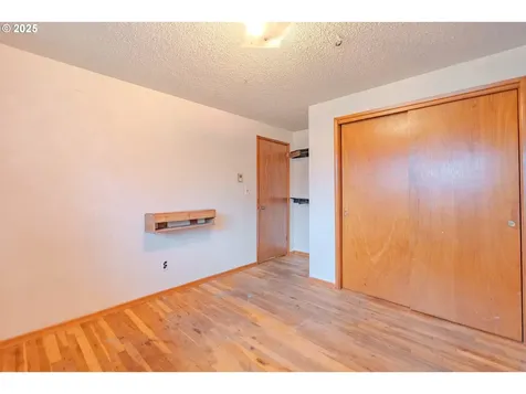 807 SE 105th Avenue Vancouver WA 98664