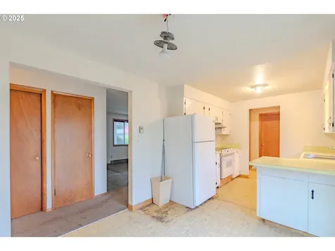 807 SE 105th Avenue Vancouver WA 98664