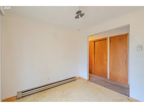 807 SE 105th Avenue Vancouver WA 98664
