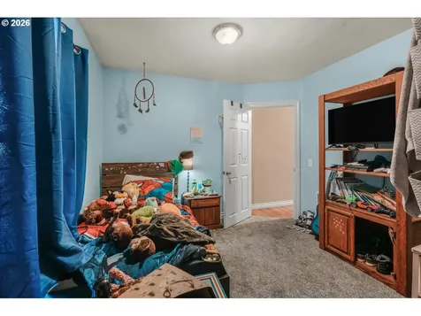 7101 SE Lexington Street Portland OR 97206