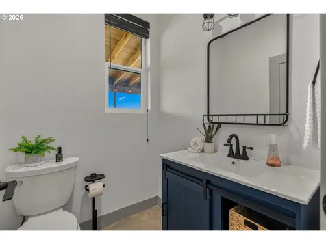6738 NW 271st Avenue Hillsboro OR 97124