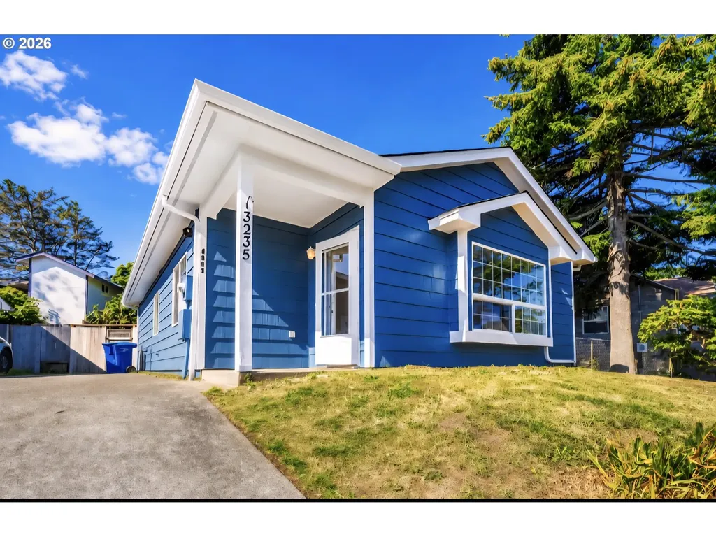 3235 NW Quay Drive Lincoln City OR 97367