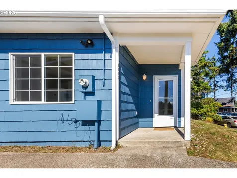 3235 NW Quay Drive Lincoln City OR 97367