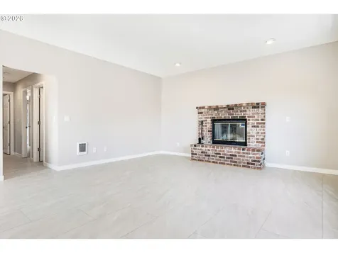 3235 NW Quay Drive Lincoln City OR 97367