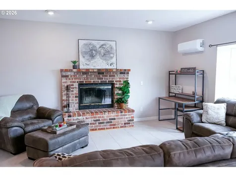 3235 NW Quay Drive Lincoln City OR 97367