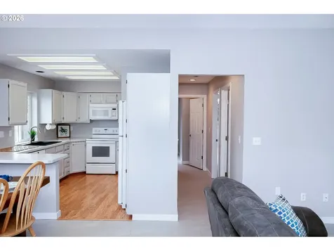 3235 NW Quay Drive Lincoln City OR 97367