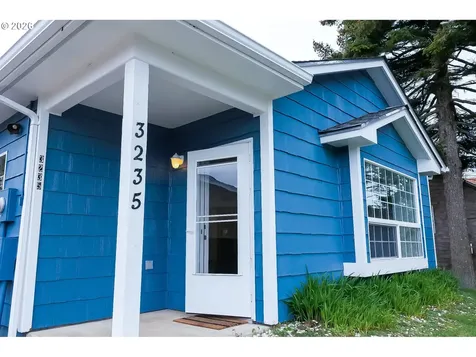 3235 NW Quay Drive Lincoln City OR 97367