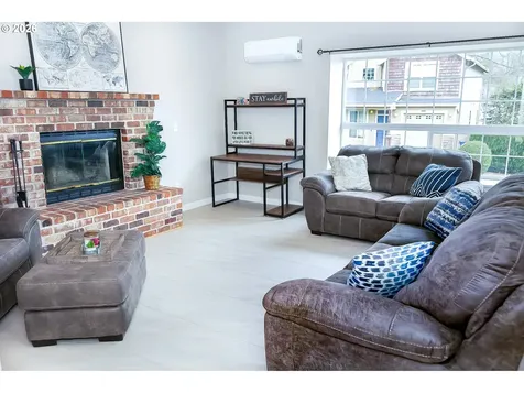 3235 NW Quay Drive Lincoln City OR 97367
