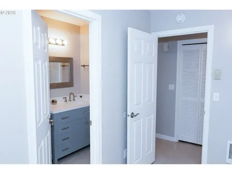 3235 NW Quay Drive Lincoln City OR 97367