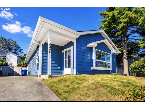 3235 NW Quay Drive Lincoln City OR 97367