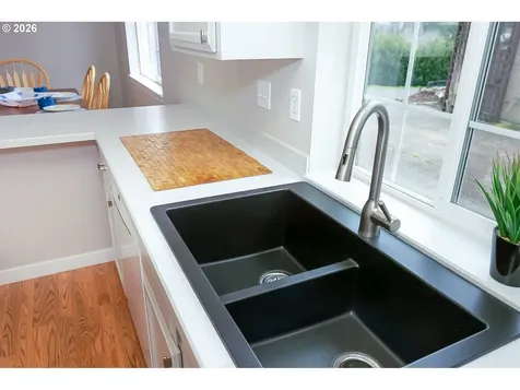 3235 NW Quay Drive Lincoln City OR 97367