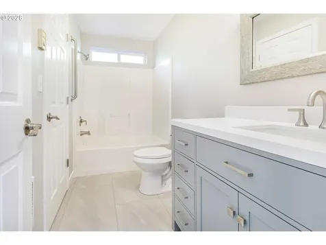 3235 NW Quay Drive Lincoln City OR 97367