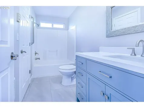 3235 NW Quay Drive Lincoln City OR 97367