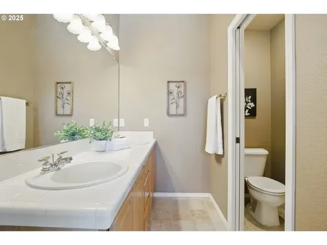 2561 NW 167th Avenue Beaverton OR 97006