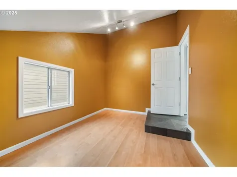 6636 S Virginia Avenue Portland OR 97239
