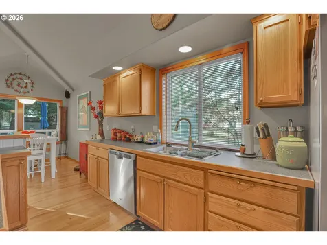 6134 SE Sigrid Street Hillsboro OR 97123